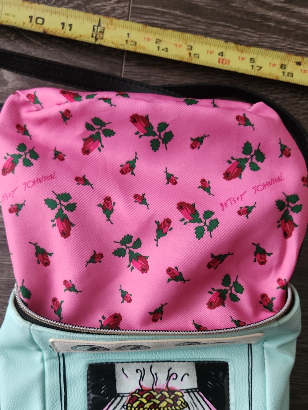 Betsey Johnson Gimme Some L'Oven Crossbody Purse Bag Mint Oven - Picture 6 of 10